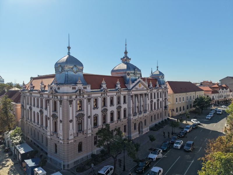44,8 milioane lei pentru noul sediu al CJ Bihor, după 20 de ani de ruină