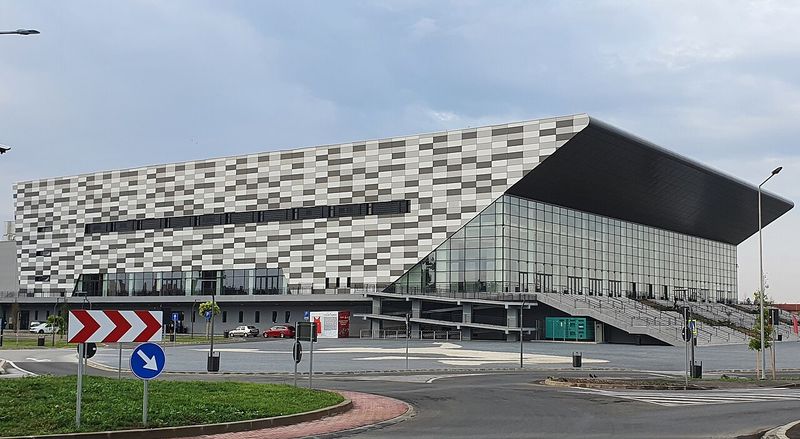 Clădirea Oradea Arena, sala în care joacă CSM CSU Oradea