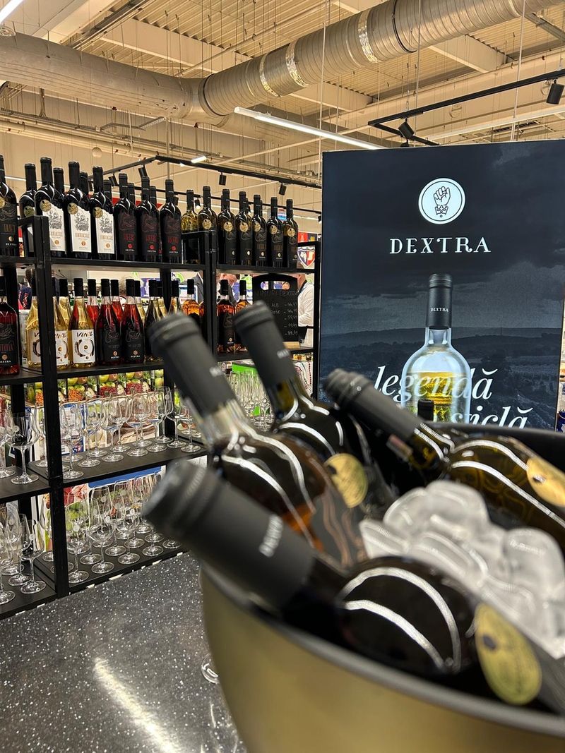 Expoziție vin Dextra