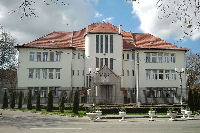 Corpul A al Universității din Oradea, clădire din fostul ansamblu al Școlii de Jandarmi