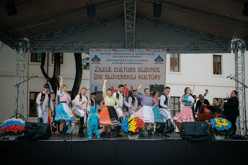 Zilele Culturii Slovace aduc tradiții și gastronomie în Cetatea Oradea